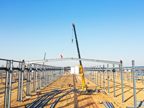  河南礦山｜智能產(chǎn)業(yè)園6號(hào)車間今日上梁大吉！